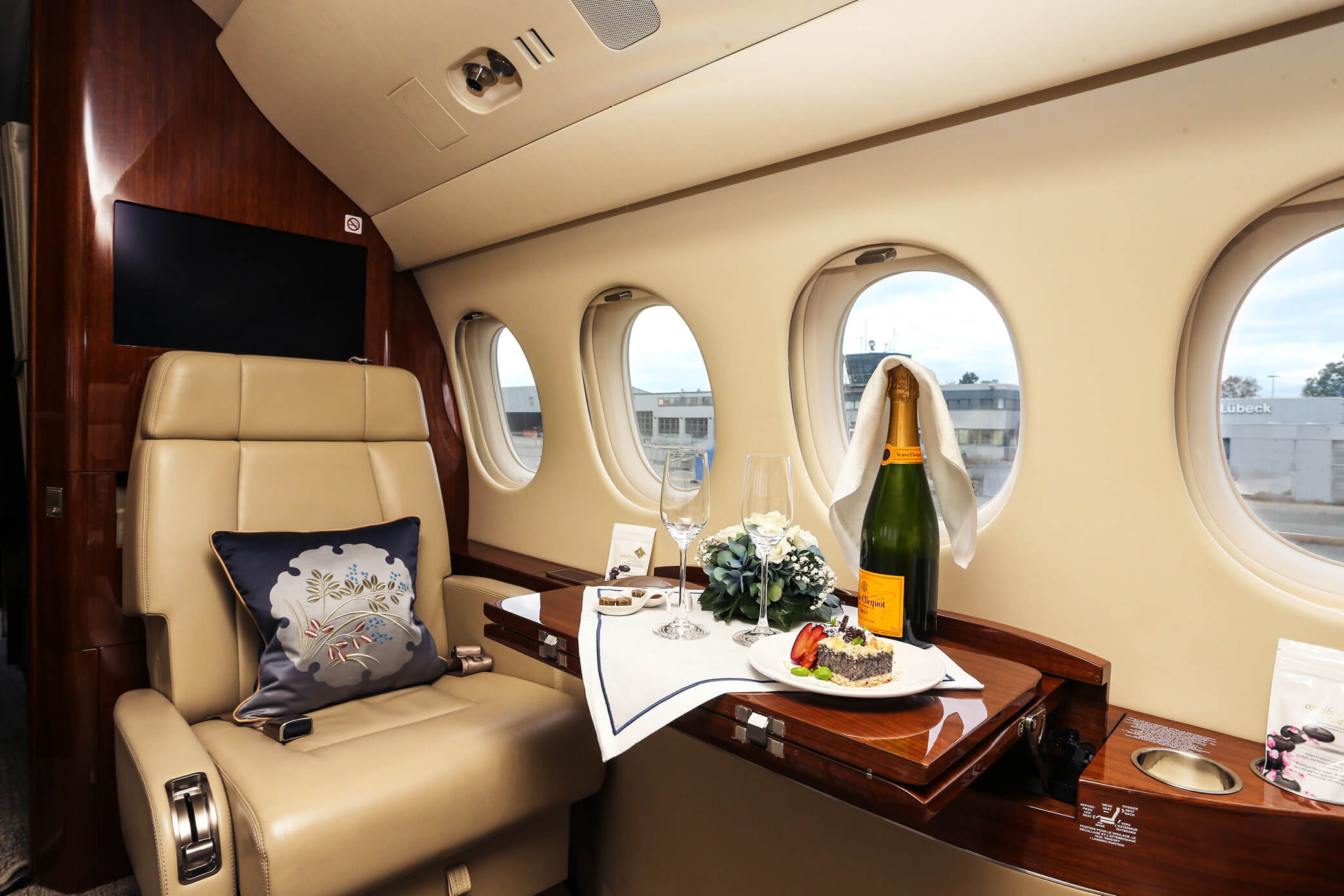 Auch kulinarisch ein Erlebnis, die Reise in der Falcon 7x